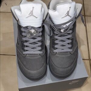 Jordan 5 wolf grey